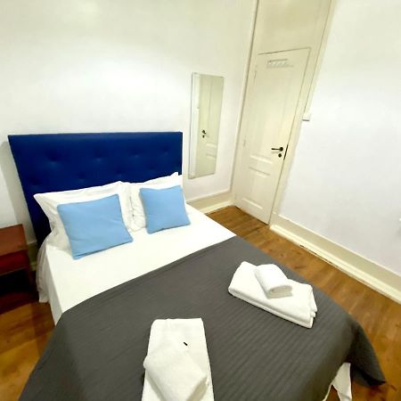 ליסבון Relax Chiado 3 - Cute Little Double Room With Shared Bathroom מראה חיצוני תמונה