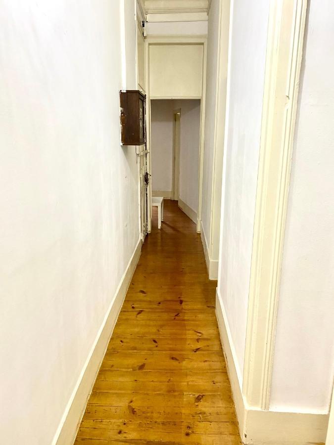 ליסבון Relax Chiado 3 - Cute Little Double Room With Shared Bathroom מראה חיצוני תמונה