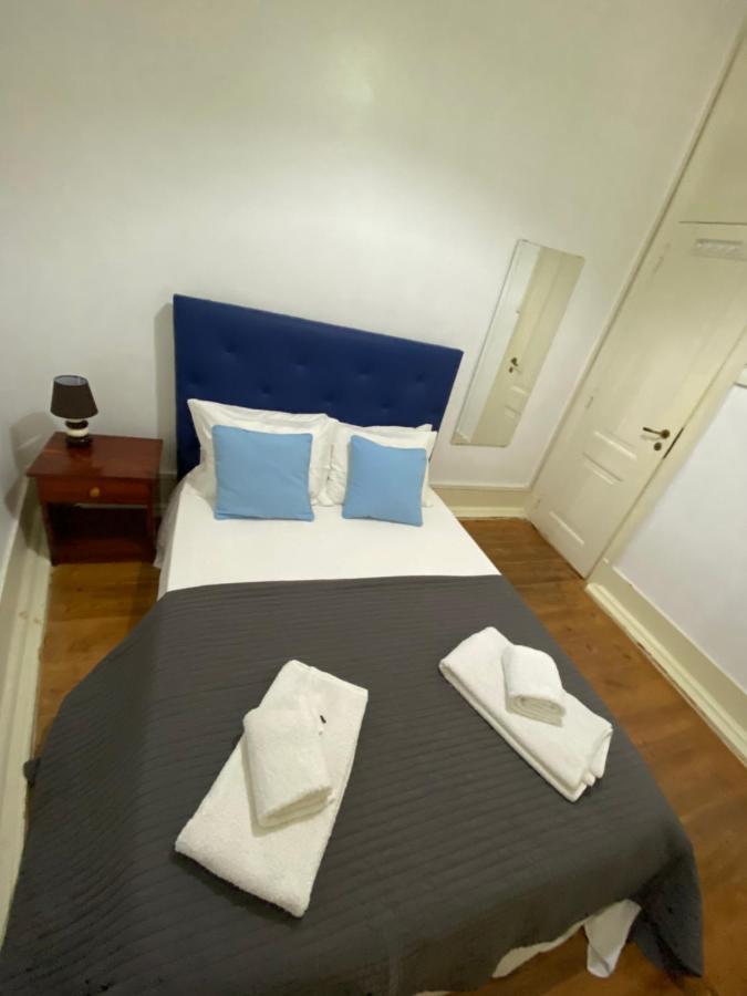 ליסבון Relax Chiado 3 - Cute Little Double Room With Shared Bathroom מראה חיצוני תמונה